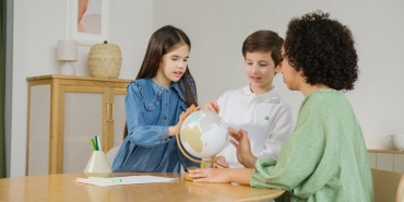 Izmir8217de-Rehber-Ogretmen-Skandali-Gorevden-Uzaklastirma-Karari-featured