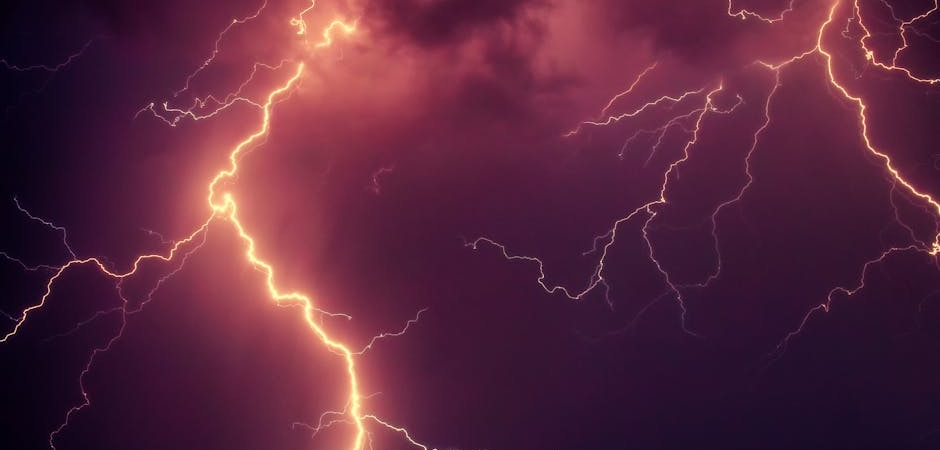 Meteoroloji8217den-12-Ile-Sari-Kodlu-Uyari-Yogun-Kar-ve-Saganak-Bekleniyor-featured