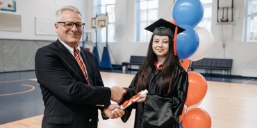 Konya8217da-Okul-Muduru-Hakkinda-8220Ozel-Kirmizi-Koltuk8221-Iddiasi-featured