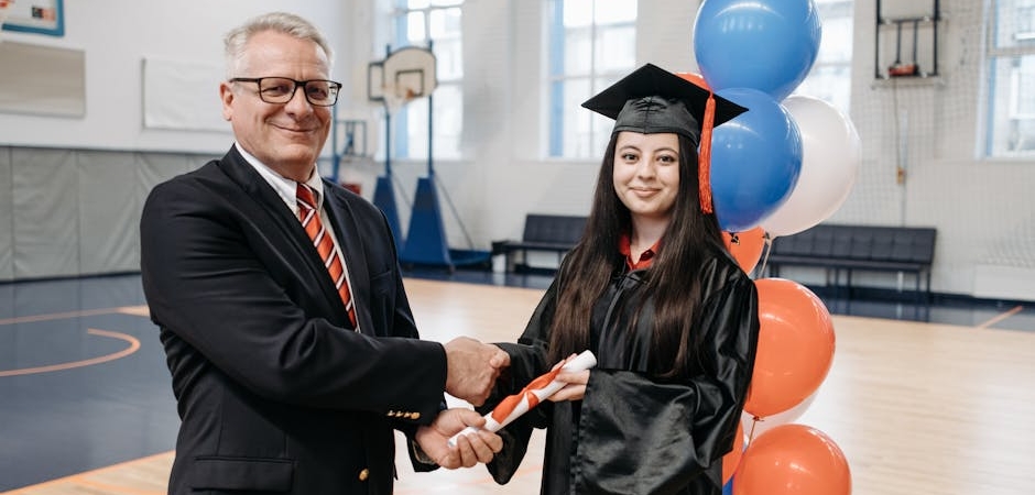 Konya8217da-Okul-Muduru-Hakkinda-8220Ozel-Kirmizi-Koltuk8221-Iddiasi-featured