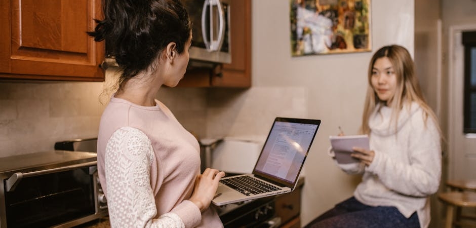 Ogretmenler-Online-Seminerlerde-Kesintisiz-Deneyim-Icin-Ne-Yapmali-featured