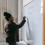 Ogretmenlerin-Ara-Tatil-Seminer-Ucreti-Net-15-Saatlik-Odeme-featured