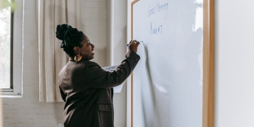 Ogretmenlerin-Ara-Tatil-Seminer-Ucreti-Net-15-Saatlik-Odeme-featured