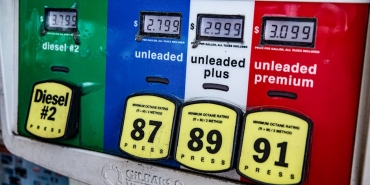 Akaryakitta-Yeni-Zam-Dalgasi-Motorin-ve-Benzin-Fiyatlari-Yukseldi-featured