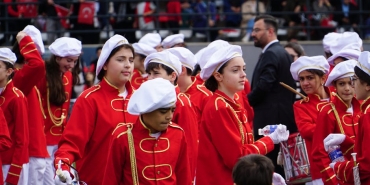 MEB8217den-23-Nisan-Torenleri-Icin-Ogretmen-ve-Ogrencilere-Idari-Izin-featured