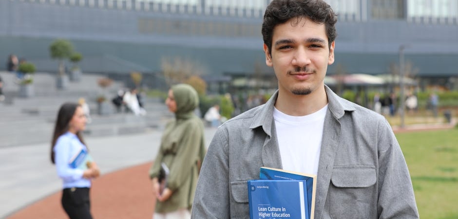 Universite-Personelinden-Hak-Talebi-Guclu-Egitim-Icin-Huzur-Sart-featured