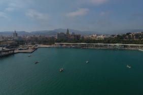 Velez-Malaga-Bir-Suru-Koyunun-Ordulara-Karsi-Sasirtici-Zaferi-featured