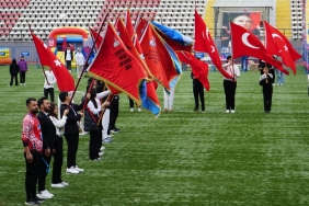 Yildirim8217da-Geleneksel-Cocuk-Oyunlari-Soleni-20008217den-Fazla-Ogrenci-Katildi-featured